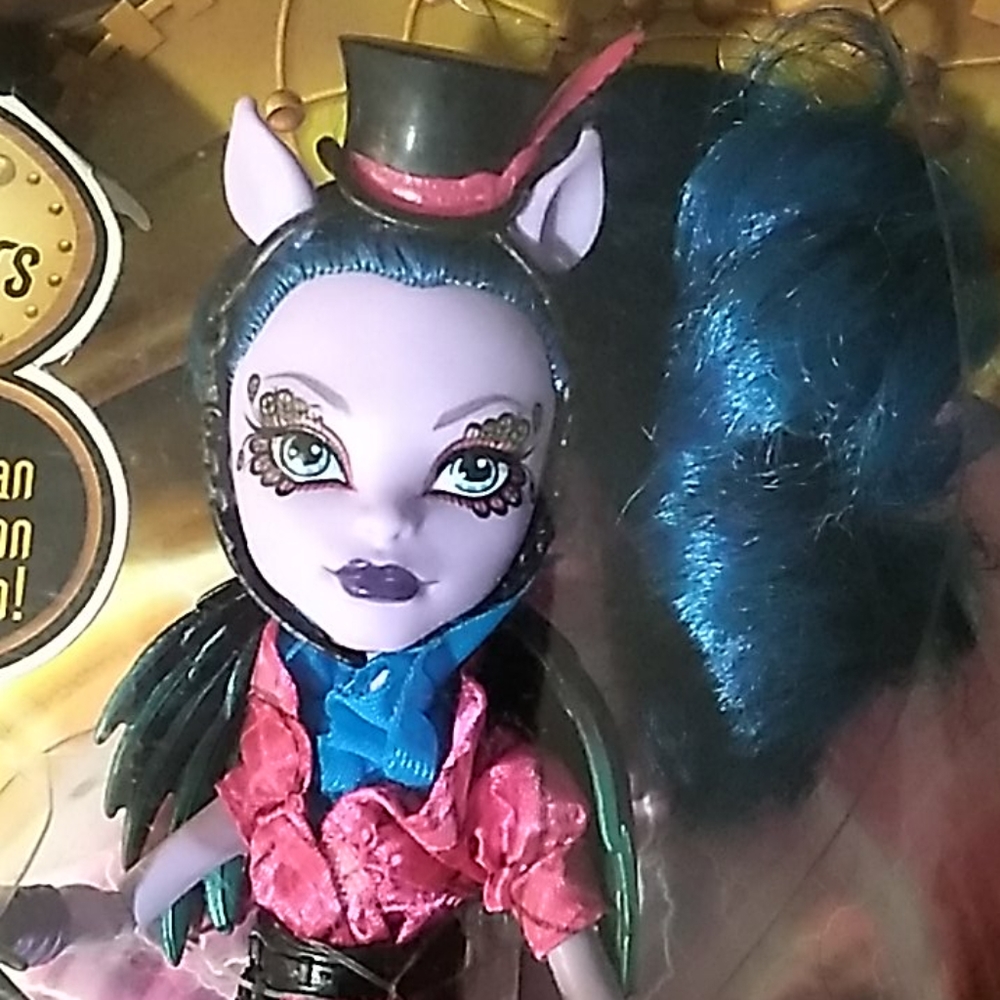 Monster High Doll - Picture 2 of 10